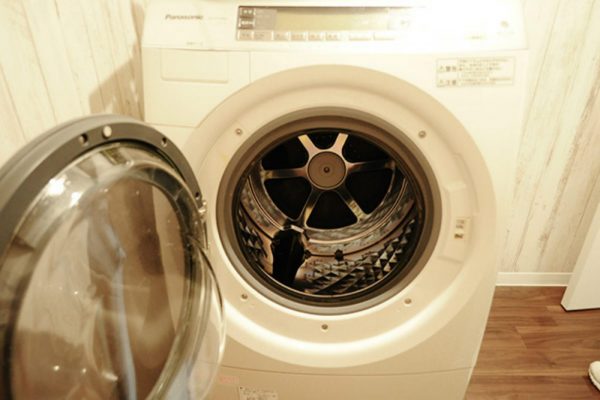 ドラム式洗濯機の臭いの原因は洗濯槽と排水口 掃除法と予防策を伝授 Yourmystar Style By ユアマイスター